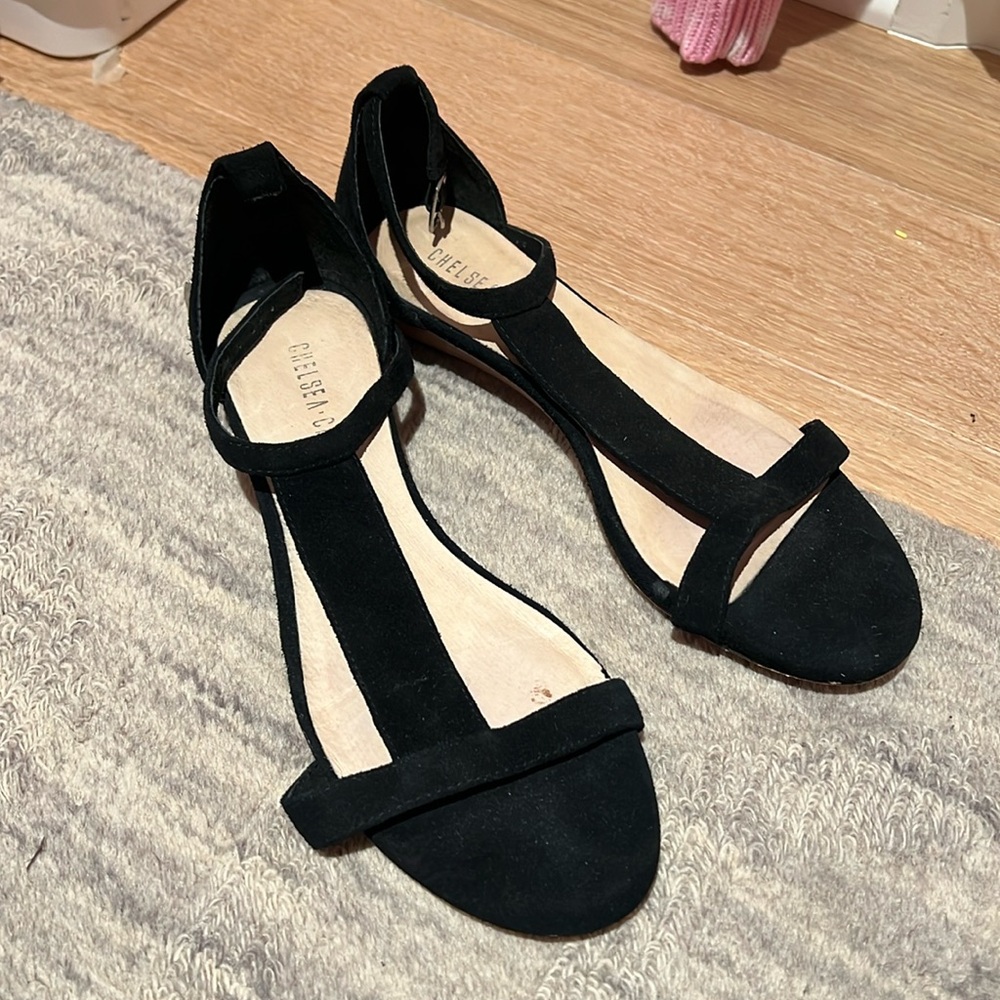 Open toe black flats